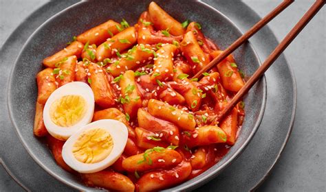 부산 떡볶이 맛집: 바다 바람과 함께하는 매콤한 맛의 여행